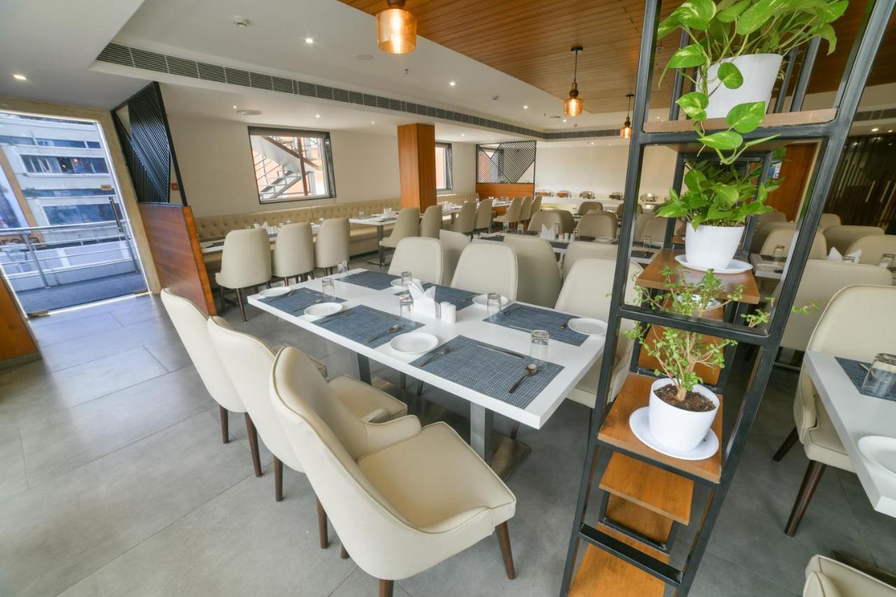 Northway Hotel Visakhapatnam Eksteriør bilde